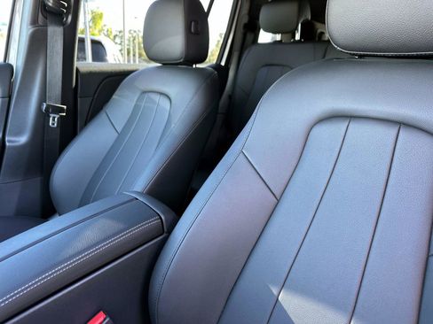 Certified 2022 Mercedes-Benz GLB 250 image 21