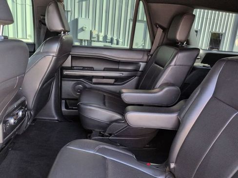 Used 2021 Ford Expedition XLT RWD image 14