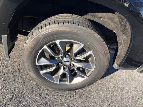 Used 2024 Chevrolet Silverado 1500 RST image 4