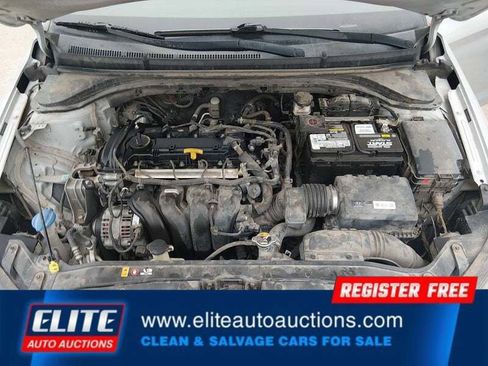 Used 2018 Hyundai Elantra SEL image 19