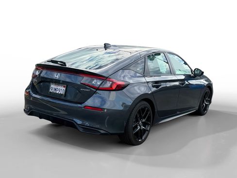 Certified 2025 Honda Civic Sport image 5