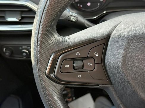 Used 2022 Chevrolet TrailBlazer LT w/ Convenience Package image 20