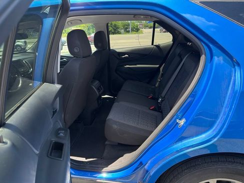 Used 2024 Chevrolet Equinox LT FWD image 7