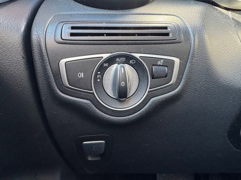 Certified 2019 Mercedes-Benz GLC 300 4MATIC image 8