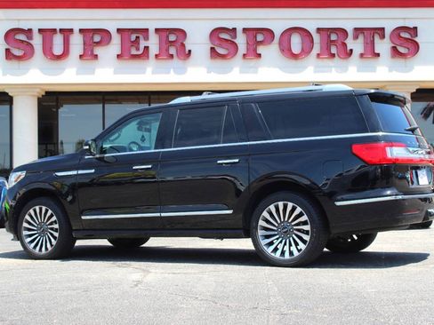 Used 2019 Lincoln Navigator L Reserve AWD/4WD image 5