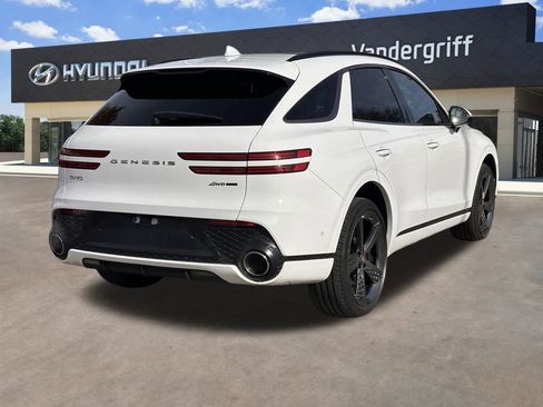 Used 2023 Genesis GV70 3.5T Sport w/ Sport Prestige Package image 10