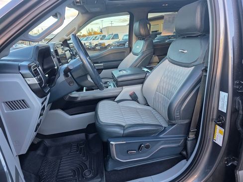 Used 2023 Ford F150 Limited image 7