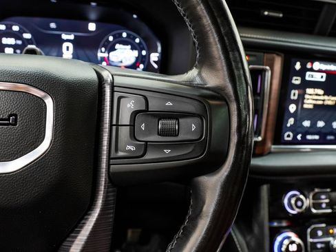 Used 2023 GMC Yukon Denali Ultimate AWD/4WD image 42