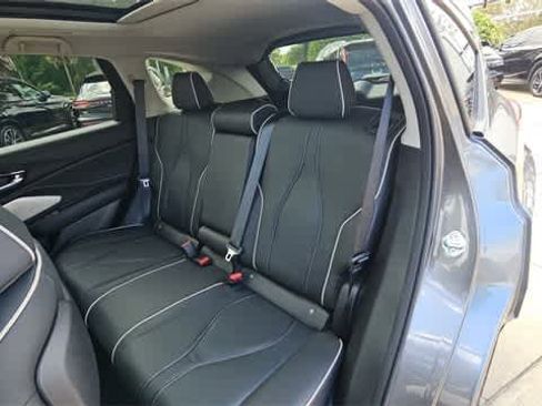 Used 2025 Acura RDX SH-AWD w/ Advance Package image 14