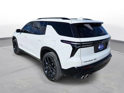 Used 2024 Chevrolet Traverse RS image 10
