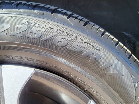 Used 2017 Toyota RAV4 LE image 15