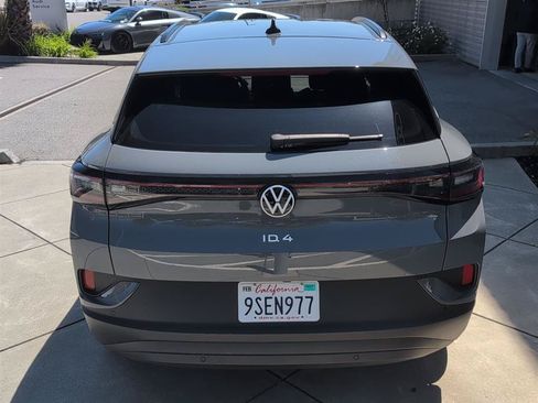 Used 2024 Volkswagen ID.4 2WD image 6
