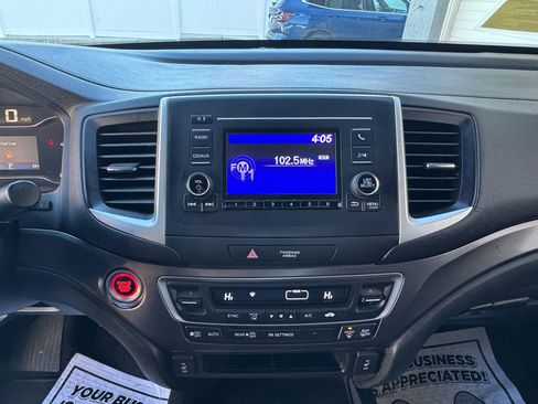 Used 2017 Honda Ridgeline RTL image 18
