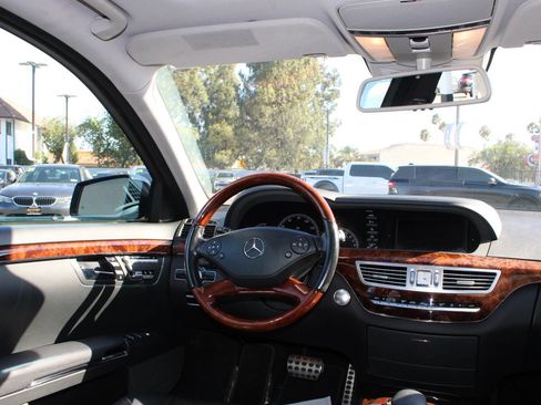 Used 2013 Mercedes-Benz S 550 w/ Sport Pkg Plus One image 17