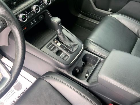Used 2024 Honda CR-V EX image 16