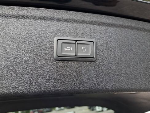 Certified 2023 Audi Q5 2.0T Premium Plus w/ Premium Plus Package image 32