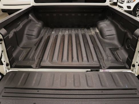 Used 2022 Nissan Frontier S image 71