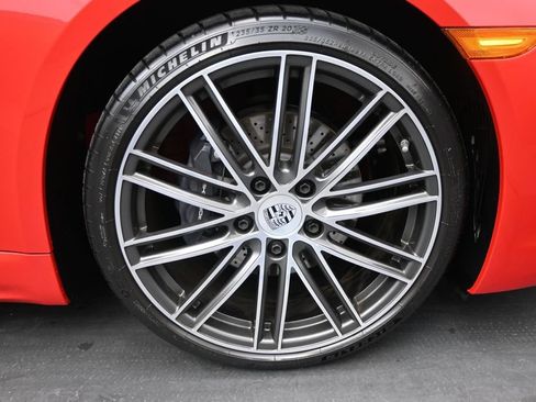 Certified 2025 Porsche 718 Cayman RWD image 22