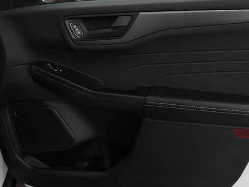 Used 2024 Ford Escape Active image 9