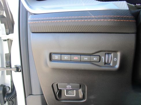 New 2026 Jeep Cherokee Limited image 13