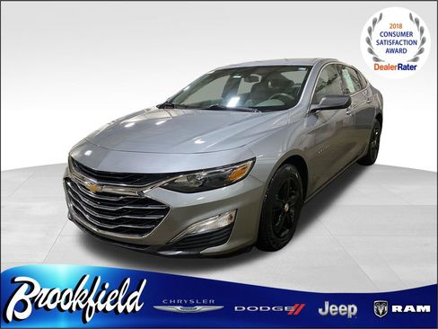 Used 2023 Chevrolet Malibu LS image 4