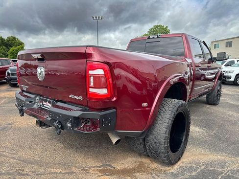 Used 2022 RAM 3500 Limited w/ Towing Technology Group AWD/4WD image 4