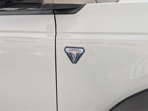 Used 2021 Ford Bronco First Edition image 10