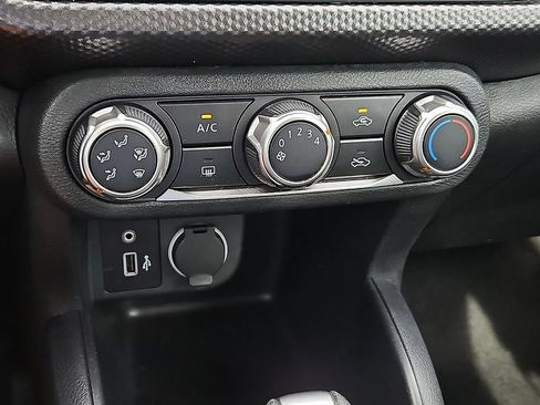 Used 2020 Nissan Kicks S FWD image 25