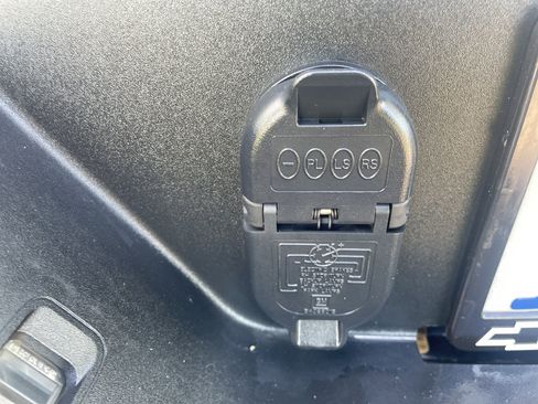 Used 2022 Chevrolet Silverado 1500 RST AWD/4WD image 19