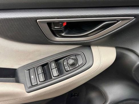 Used 2022 Subaru Forester Base image 13