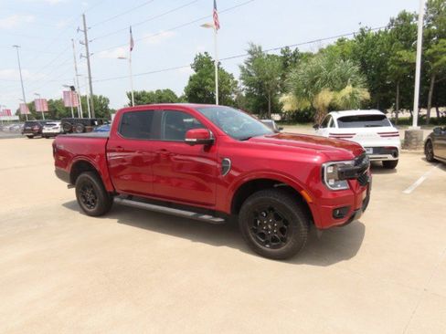Used 2025 Ford Ranger Lariat w/ FX4 Off-Road Package AWD/4WD image 6