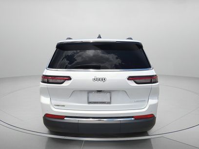 New 2025 Jeep Grand Cherokee L Laredo w/ Luxury Tech Group I