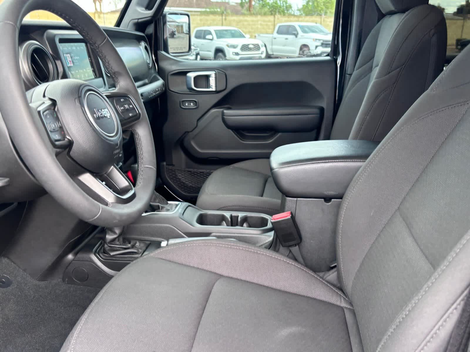 Used 2023 Jeep Wrangler Unlimited Sport AWD/4WD image 18