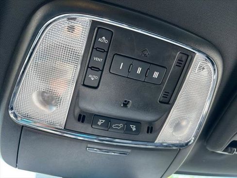 Certified 2022 Jeep Grand Cherokee Limited image 35