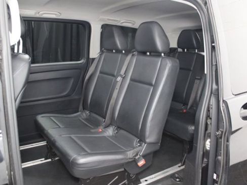 Used 2019 Mercedes-Benz Metris Passenger image 17