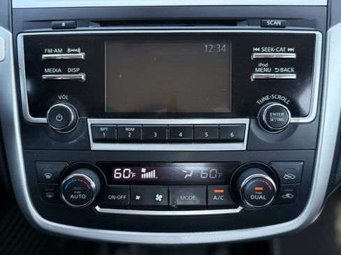 Used 2017 Nissan Altima 2.5 SV FWD image 26