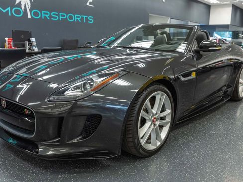 Used 2016 Jaguar F-TYPE S image 18
