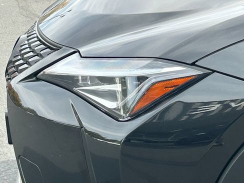 Used 2019 Lexus UX 200 w/ Accessory Package 2 FWD image 11