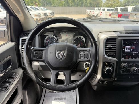 Used 2019 RAM 1500 Big Horn RWD image 22