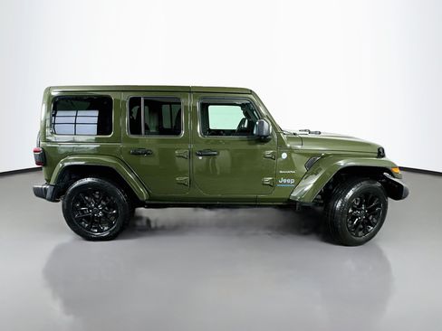 Used 2024 Jeep Wrangler Unlimited Sahara AWD/4WD image 8