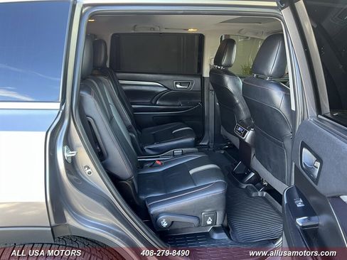 Used 2019 Toyota Highlander SE AWD/4WD image 33
