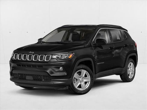 Used 2022 Jeep Compass Latitude FWD image 1
