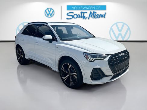 Used 2024 Audi Q3 2.0T Premium Plus AWD/4WD image 1