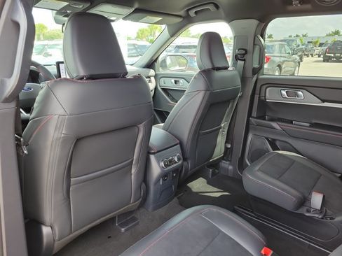 New 2026 Ford Explorer ST RWD image 12