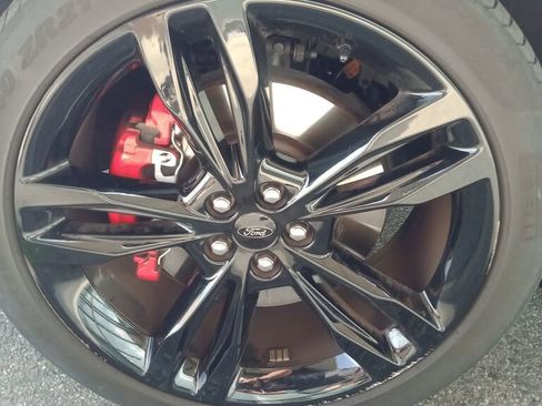 Used 2020 Ford Edge ST w/ Equipment Group 401A image 13