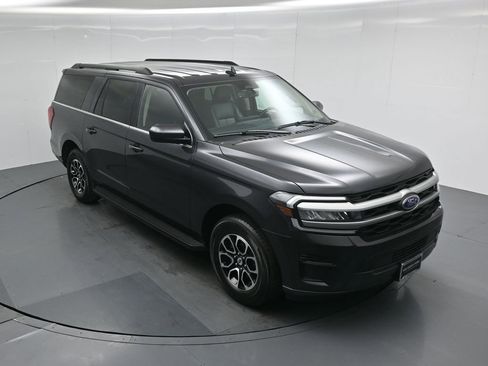 Certified 2024 Ford Expedition Max XLT image 44