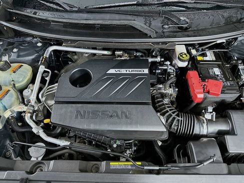 Used 2023 Nissan Rogue SV FWD image 31