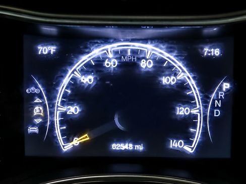 Used 2020 Jeep Grand Cherokee Limited AWD/4WD image 16