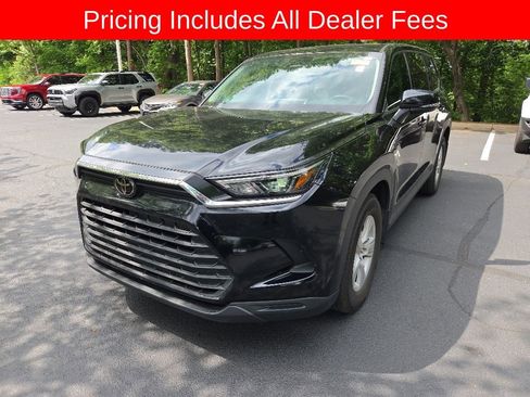 Certified 2025 Toyota Grand Highlander FWD image 15