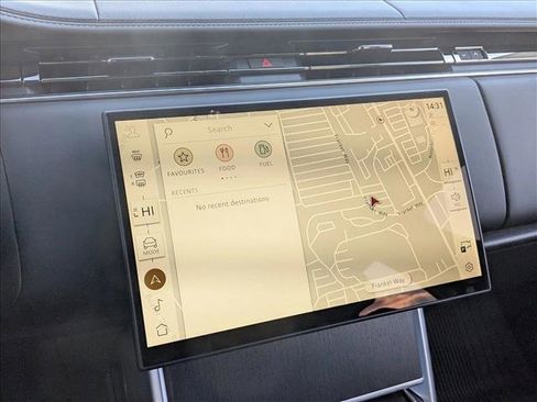 New 2025 Land Rover Range Rover SE image 14